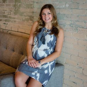 THML‎ Sleeveless Midi Dress Size Medium Slate Blue and White